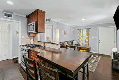 407 E 45th St #116 — photo 5