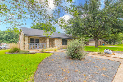 2400 Braemar Cv — photo 2