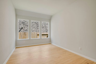 270 Smithsonian Ln — photo 4