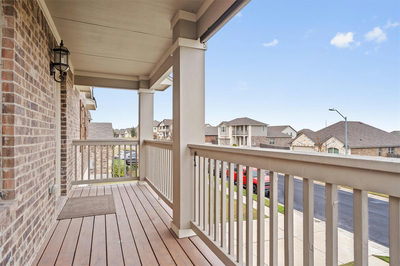 729 Coltrane Dr — photo 3