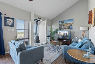 111 Comanche Pt — photo 4