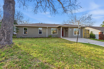 2612 Little John Ln — photo 4