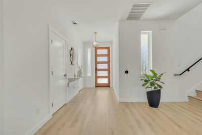 2307 Lathan Ln — photo 4