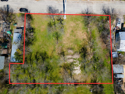 314 E Pecan St — photo 5