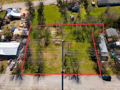 314 E Pecan St — photo 3