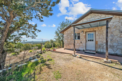 450 Eagles Nest Dr — photo 2