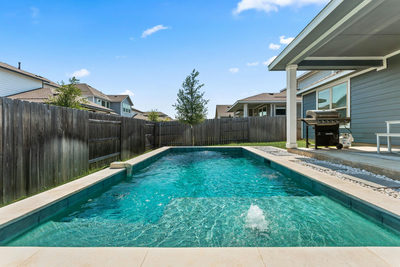 8512 McKamy Dr — photo 2