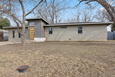 11907 Pollyanna Ave — photo 2