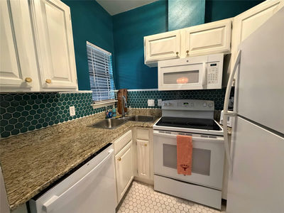 2509 Pearl St #7 — photo 4