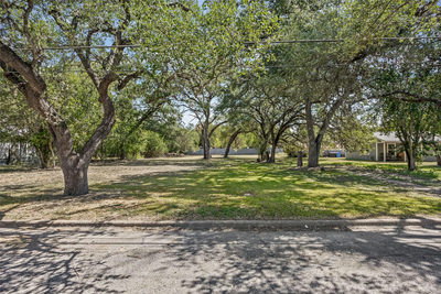 1006 N Blanco St — photo 2