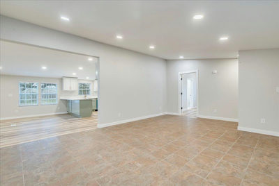 158 Shady Oaks Dr — photo 4