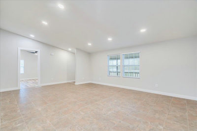 158 Shady Oaks Dr — photo 3