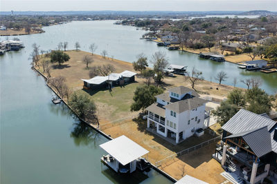 513 Oleander Dr — photo 2