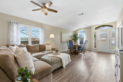 8013 Doe Meadow Dr — photo 4