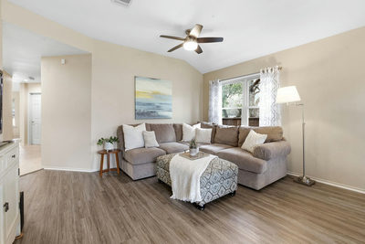 8013 Doe Meadow Dr — photo 5