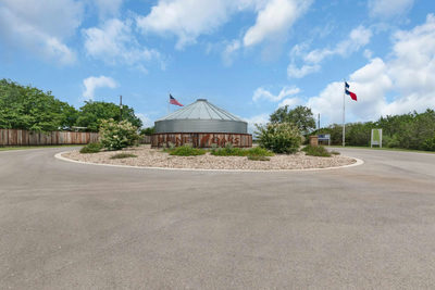 TBD Burnet Oaks Lot 20 Dr — photo 2