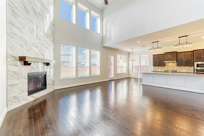 20528 Woodvine Ave — photo 3