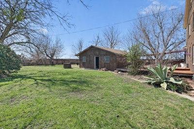 1543 W Clark St — photo 4