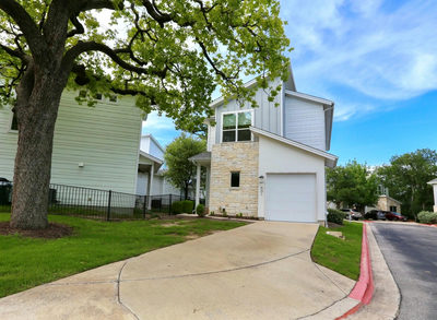 3108 E 51st St #601 — photo 4