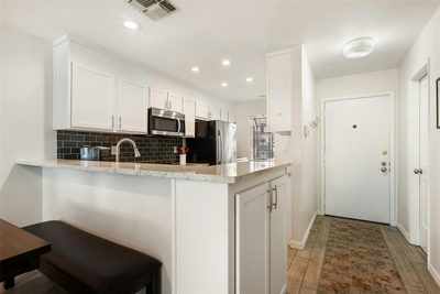 7122 Wood Hollow Dr #47 — photo 2