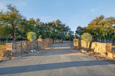 2500 County Road 403 — photo 2