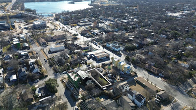2806 E 3rd St — photo 5