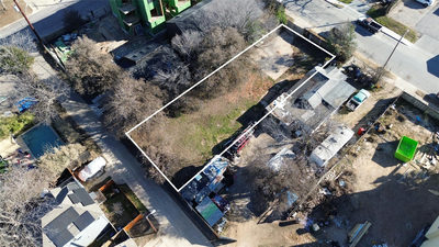 2806 E 3rd St — photo 2