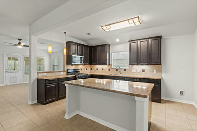 322 Strawberry Blonde Dr — photo 4