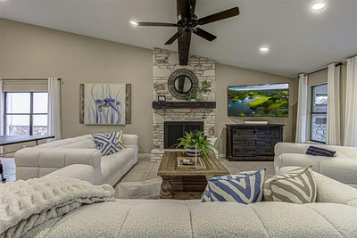 103 Oasis St #A — photo 3