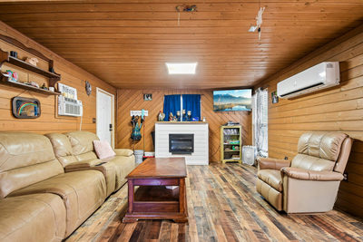 126 Market St — photo 2