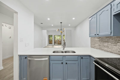 7211 Lakewood Dr #C111 — photo 5