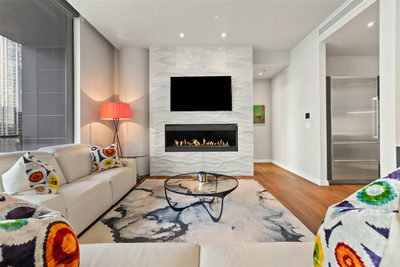 210 Lavaca St #2505 — photo 4