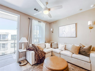 1701 Simond Ave #639 — photo 4
