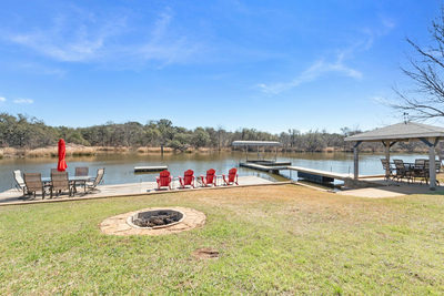 318 Clear Creek Dr — photo 2