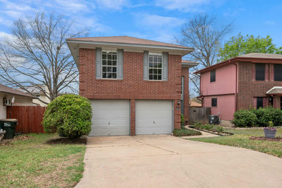 13812 Lothian Dr — photo 3
