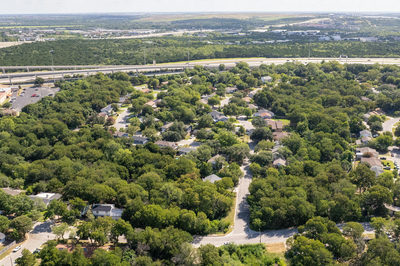 7005 Geneva Dr — photo 2