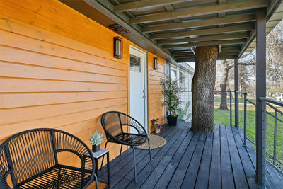 728 Driftwood Ln — photo 3