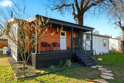 728 Driftwood Ln — photo 4