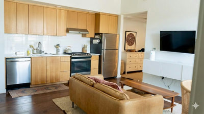 1322 E 12th St #201 — photo 4