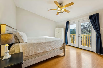 2021 Bluebonnet Ln #210 — photo 3