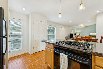2021 Bluebonnet Ln #210 — photo 2