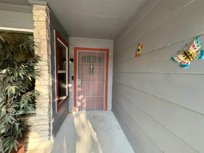 1006 Wisteria Cir — photo 3