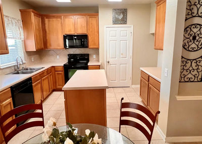 16616 Bridgefarmer Blvd — photo 4