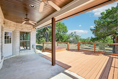 404 Saddlehorn Dr — photo 2