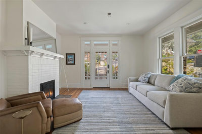 613 Baylor St — photo 3