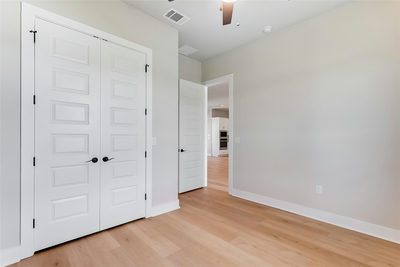115 Draper Ln — photo 5