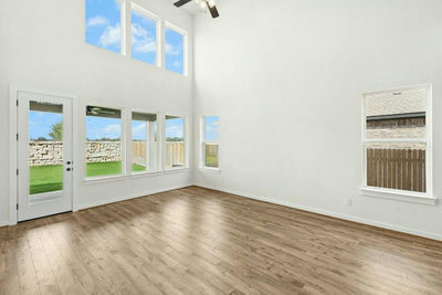 404 Amista Dr — photo 3