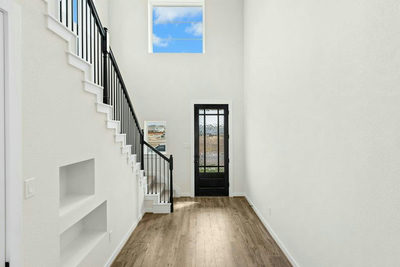 404 Amista Dr — photo 2