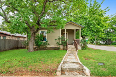 111 Adam L Chapa Sr St — photo 2