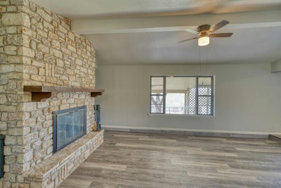 1702 Sunset Dr — photo 4